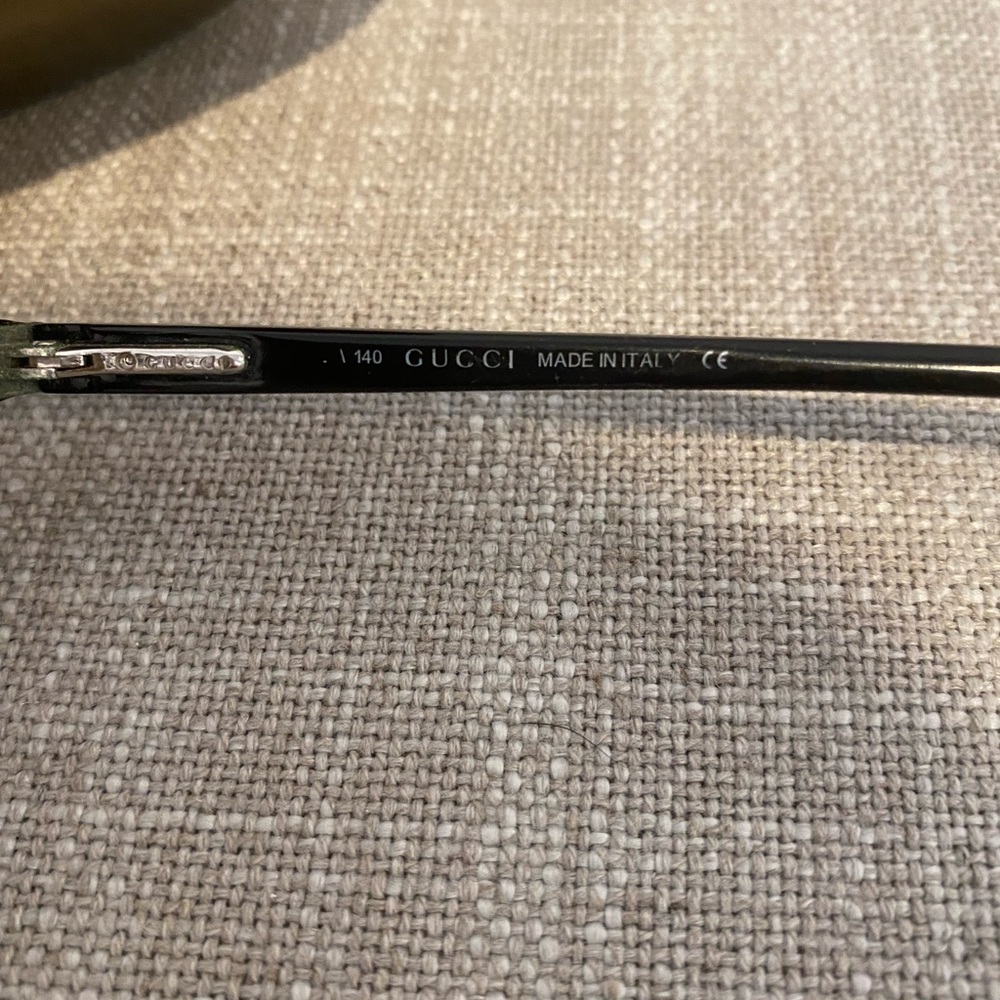 Unisex Gucci Eyeglasses - Picture 5 of 5